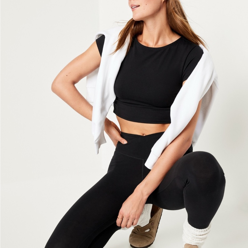 Old Navy Black Crop Top